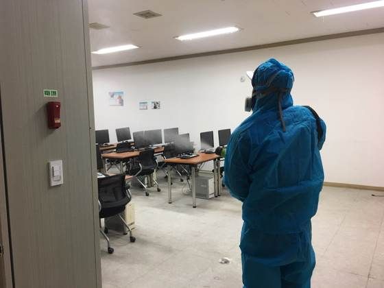 연기와 냄새 제거 작업